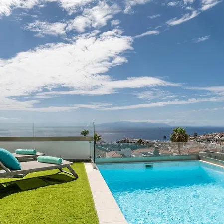 Felicity Panoramic Seaviews Вилла Адехе