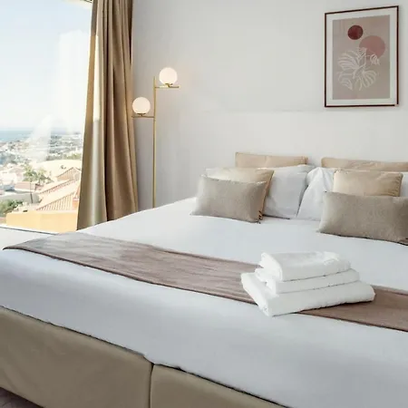 Felicity Panoramic Seaviews Villa *