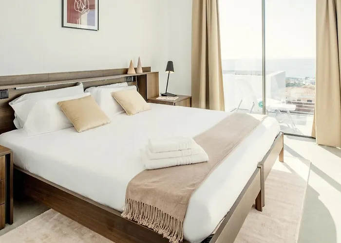 Villa Felicity Panoramic Seaviews