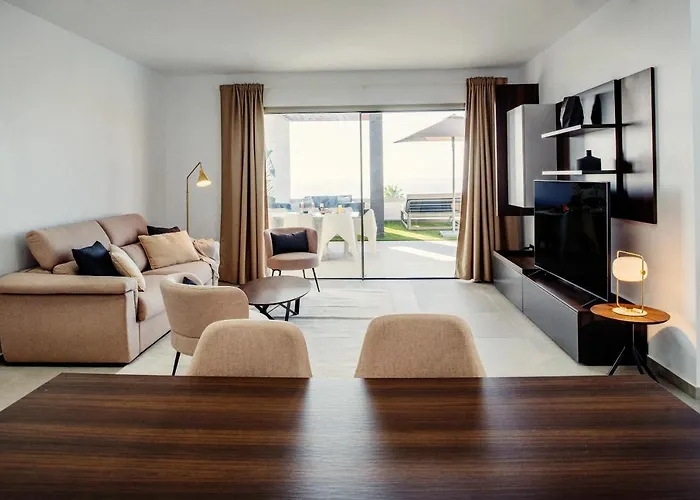 Felicity Panoramic Seaviews Villa